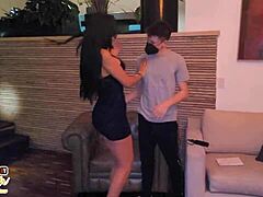 播客访谈变身公共口爆