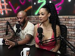 She sucks to harden the cock and shows her beautiful tits - Bella Mantovani and O Fera