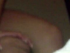 novinha giving it to the coroa in amateur video