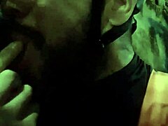 Tirando leite na rua presente do mr bumbum brasil