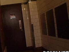 Mandy Sky's Intimate Performance