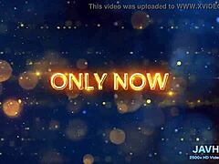 亚洲美女穿丝袜腿怎么玩