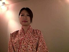 Japanese Big Tits Babe Giving an Amazing Blowjob