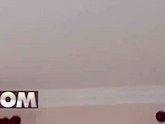 Gia Derza和Alexis Tae用屁股玩具深层刺激，Joshua Lewis加入