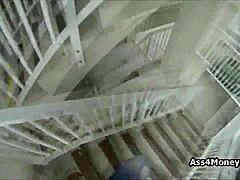 辣拉丁18+妹停车场吹箫超带劲