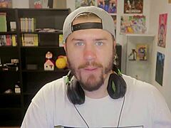 Dragon Girl X gets creampie in Dragon Ball game.