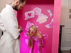 Fuck My Pussy For A Dollar