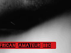 黑人业余夫妻粗野操大黑屌喷水高潮