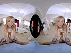 SCREWING SLUTTY STEPSISTER in REALITYLOVERS VR
