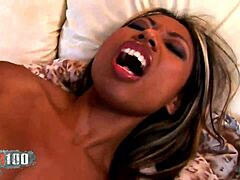 亚洲女神屁眼被狂插爆菊