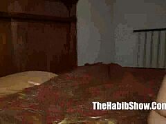 does this phat booty white milf pawg turn you on?