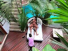 elisa sanches meets hector vanille for her first anal scene behind cameras