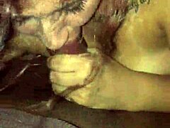 白人妹给他超湿深喉！