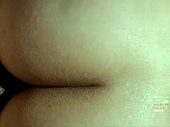 Frotada a Mi Pequeña y Flaquita Sophie con Corrida Interna