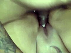 Novinha rubs huge ass on novinho face