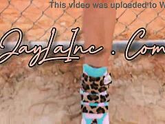 jayla inc twerks her big ass in panties and thong