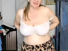 Mariaold shakes her massive boobs while chatting with friends