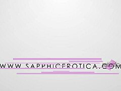 gorgeous babes love to lick pussy and finger