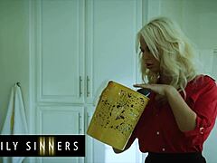 Stunning London River Fucks Big Cock In Missionary! Cum Everywhere!