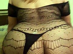 Wife Gives Blowjob Then Doggy Style