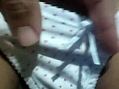 After jerking off, I really want to fuck that wet pussy 😏