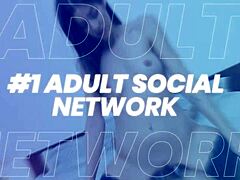 Luna Corazon bored in villa masturbates by pool