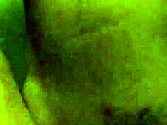 paparipskins shows off big dick in steamy shower solo scene.