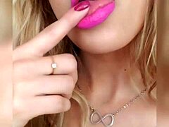 What woman doesn't want to feel sexy and get fucked hard!