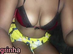 Mamando Gostoso Pra Ganhar Dinheiro With Shaved Pussy And Horny Amateurs
