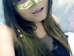 entro a la cama de mi hermanastra y me recibe con una mamada muy deliciosa me mamo hasta los testiculos la muy zorra ella quiere que la folle intenso blowjob ass milf pov big ass amateurs not sister sex