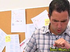 Hooters拉丁辣妹18+巨屌颜射