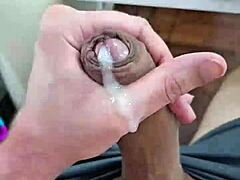 voce acha o meu penis grande, brazilian twink?