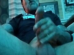 Hey, check out this gay guy with a big cock masturbating like a jack hammer