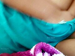 Sexy Indian Bhabhi Shows Off Her Boobs!
