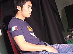 日本同性肌肉猛男健身房动作