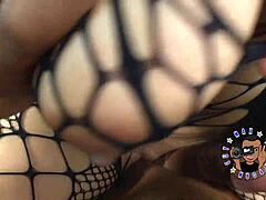 damn, watch my ebony curves work this mess!