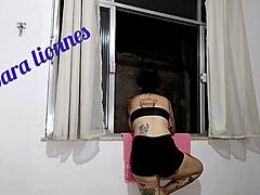i jumped the neighbor's window to fuck barbara lionnes with her big cock