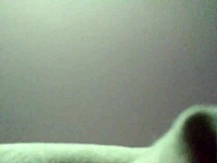 i love riding that white dick so much it feels amazing