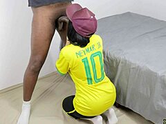 comeu minha irma sapatão na cama comigo