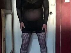 Come on, don’t be shy in this bisexual homemade vid!