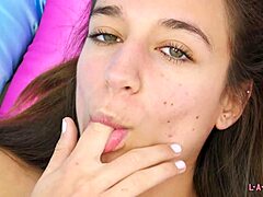 cute teen naked close-up 😘