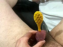 I'm sounding and pissing on myself again