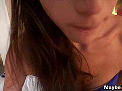 瘦弱业余黑发Vanessa Sixxx 3屁眼猛干！