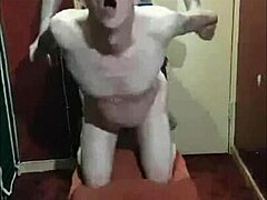 Hey, don’t be jealous! I handle small and big dicks equally in this homemade vid! 😜