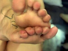 latina shows off feet and curves solo