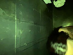 Vazou na net casada tattoada mamando no banheiro da balada 😏