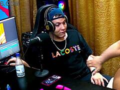 andressa sanchez sensualizou gostoso pro ruan ela meteu o rabo na câmera e colocou o pau dele pra fora - podcast pópum no barraco - completo no sheer red