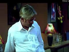 Indian aunty cleaning up while showing off hot ass 😜