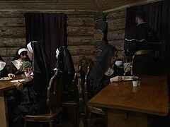 顺从修女Jadilika向神父屈服，罪恶赦免在残酷修道院