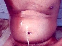 Indian Gay Bottom Takes His Own Golden Shower.
